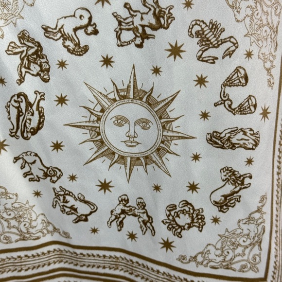 Danielle Bernstein Cream and Brown Zodiac Patterned Mini Dress Size 14. E47 - Picture 4 of 13